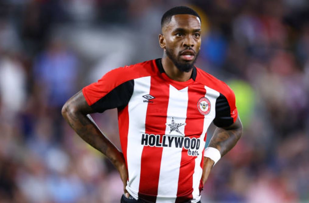 Toney chuẩn bị rời Brentford.